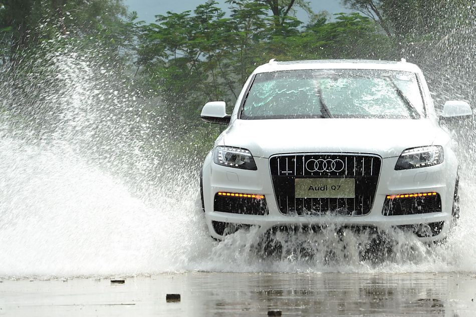 新奥迪Q7强者行