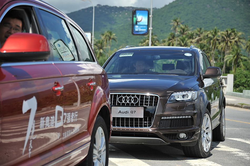 新奥迪Q7强者行