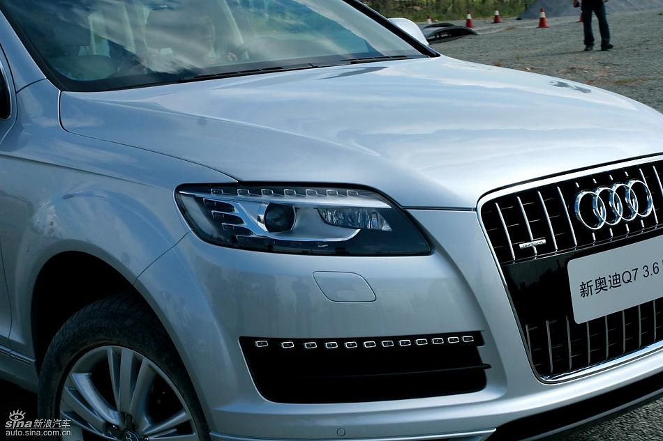 奥迪新Q7
