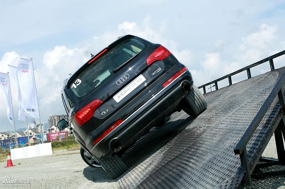奥迪新Q7