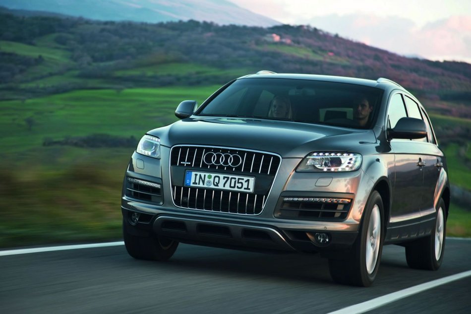 奥迪新Q7资料图片