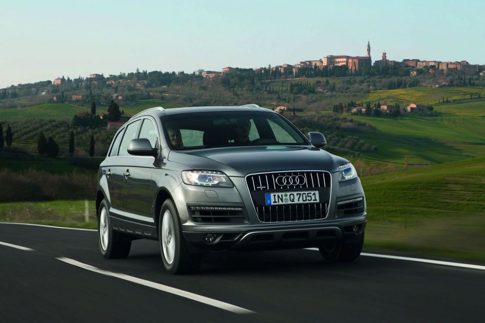 奥迪新Q7资料图片