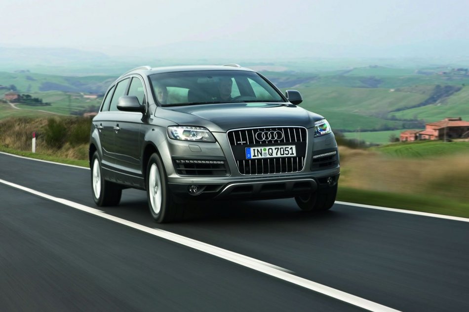 奥迪新Q7资料图片