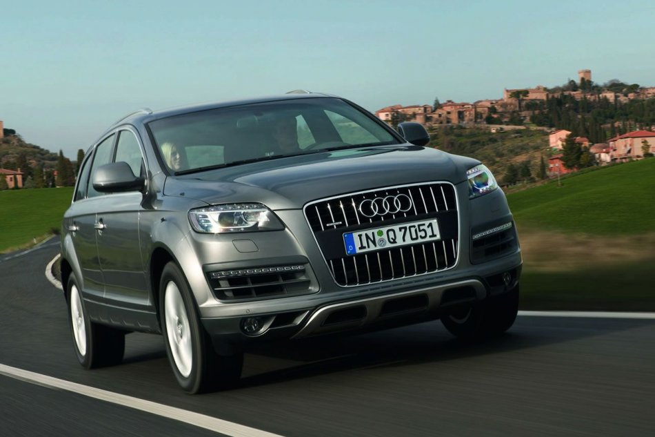 奥迪新Q7资料图片