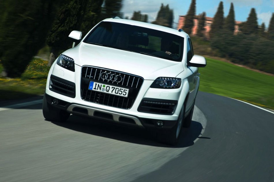 奥迪新Q7资料图片