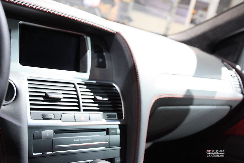 奥迪Q7