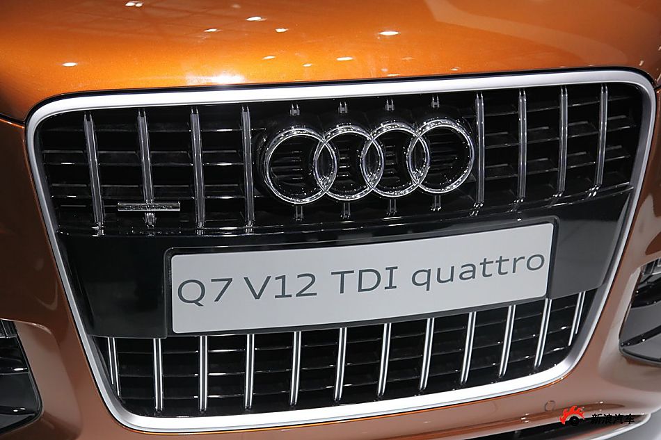 奥迪Q7 V12 TDI quattro