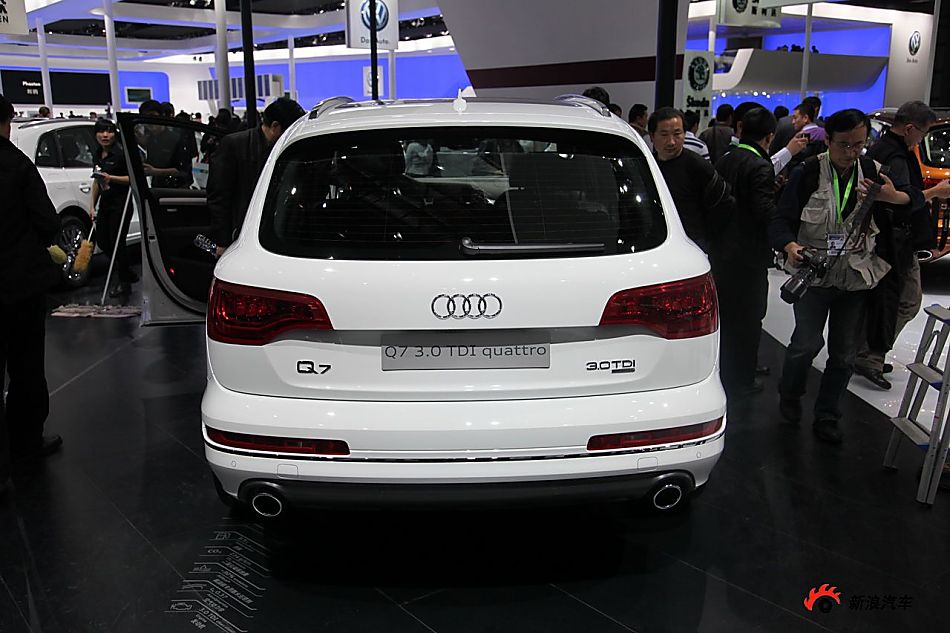 奥迪Q7 3.0 TDI quattro
