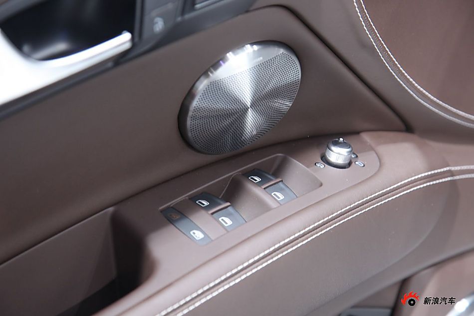 奥迪Q7 3.0 TDI quattro