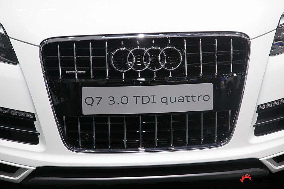奥迪Q7 3.0 TDI quattro