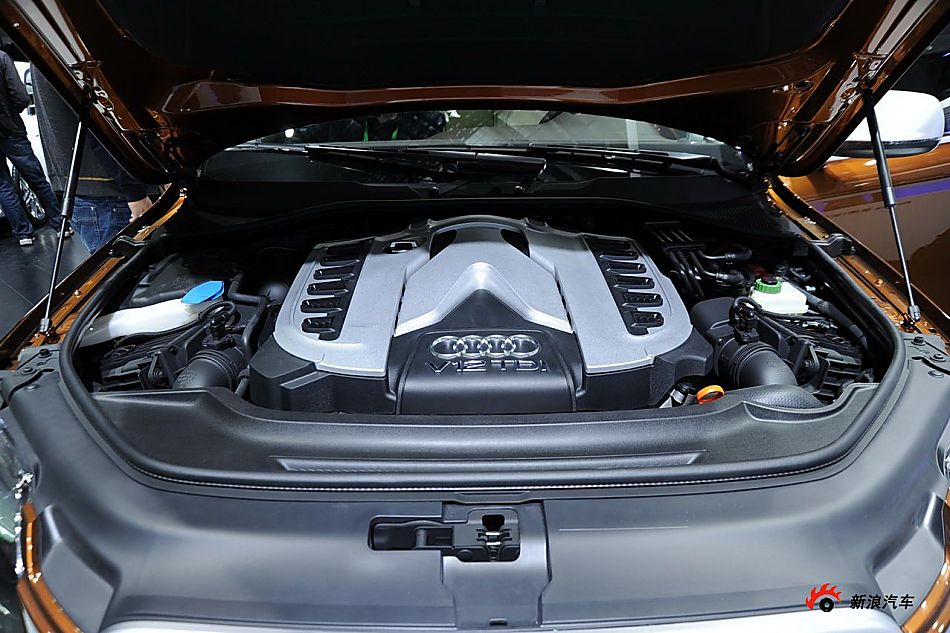 奥迪Q7 V12 TDI quattro