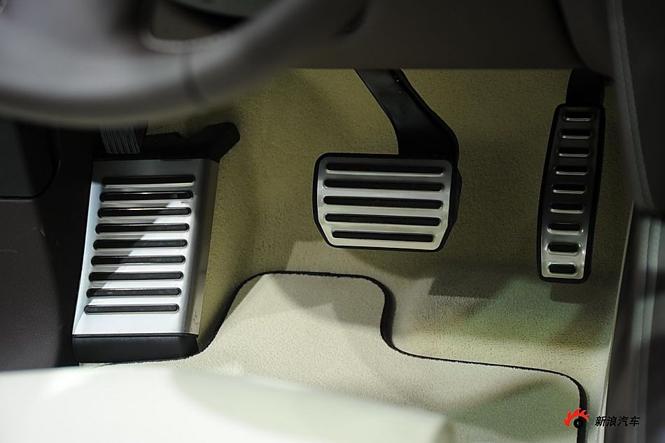 奥迪Q7 V12 TDI quattro