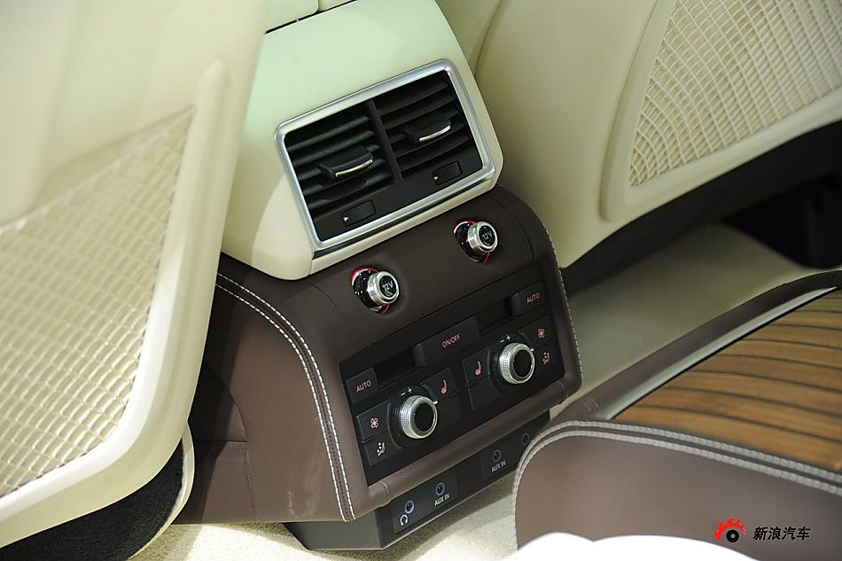 奥迪Q7 V12 TDI quattro