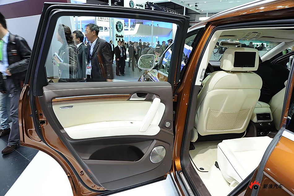 奥迪Q7 V12 TDI quattro