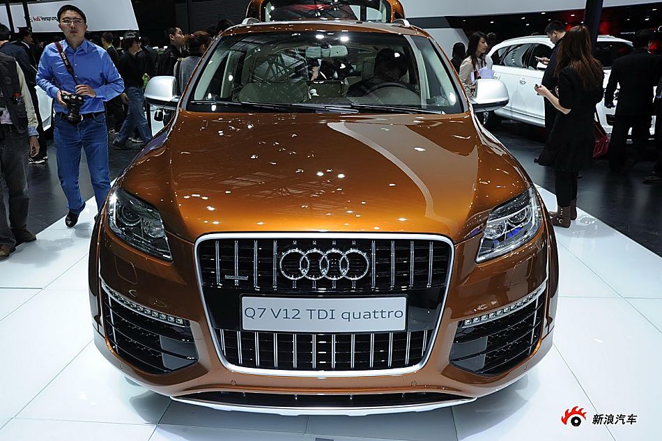 奥迪Q7 V12 TDI quattro