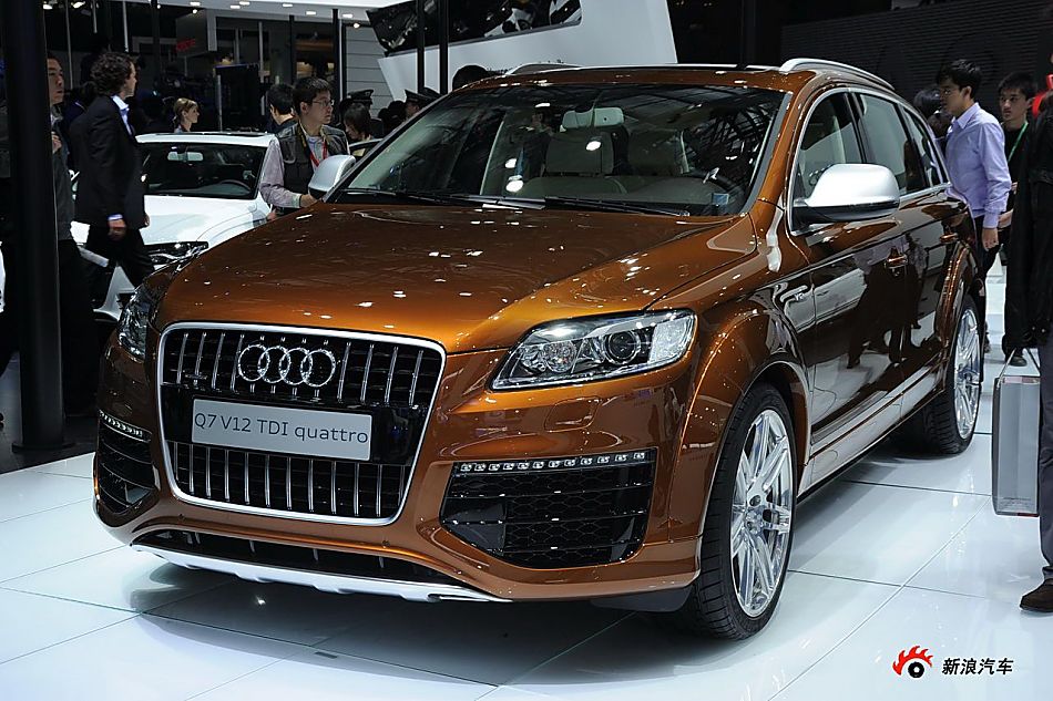 奥迪Q7 V12 TDI quattro