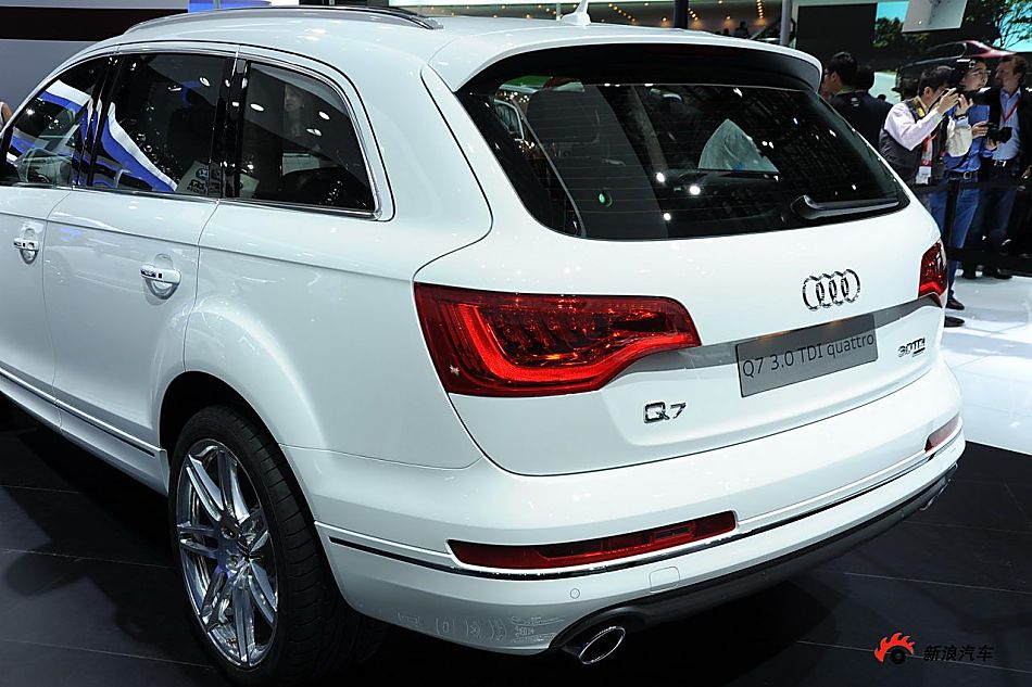 奥迪Q7 3.0 TDI quattro