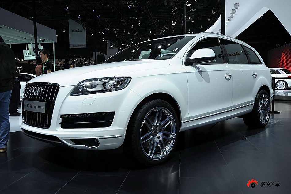 奥迪Q7 3.0 TDI quattro