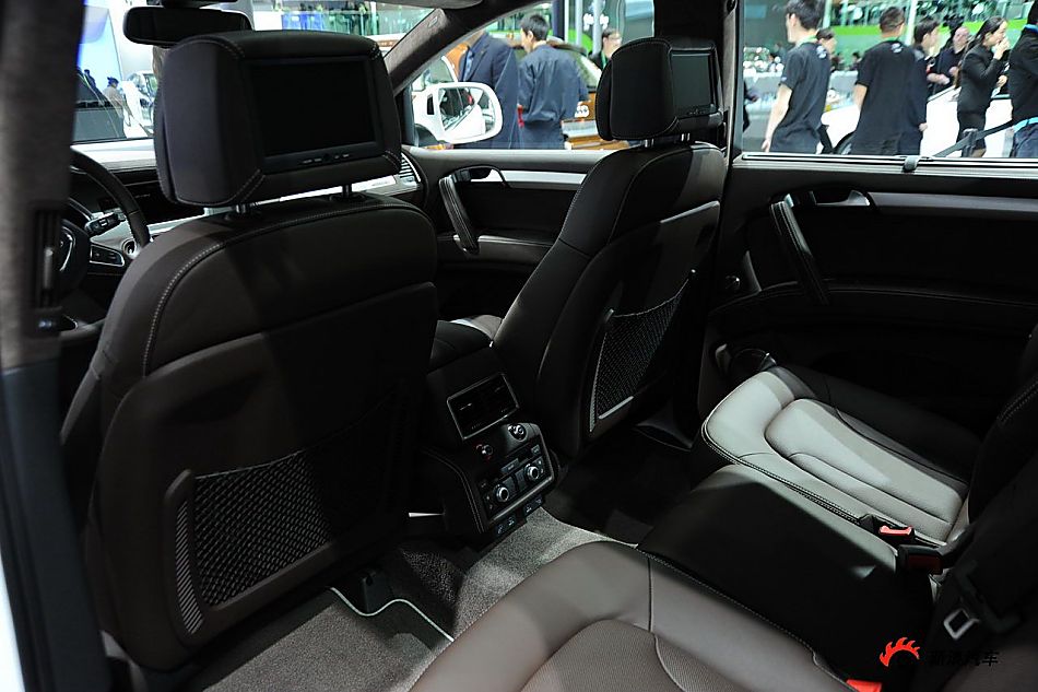 奥迪Q7 3.0 TDI quattro