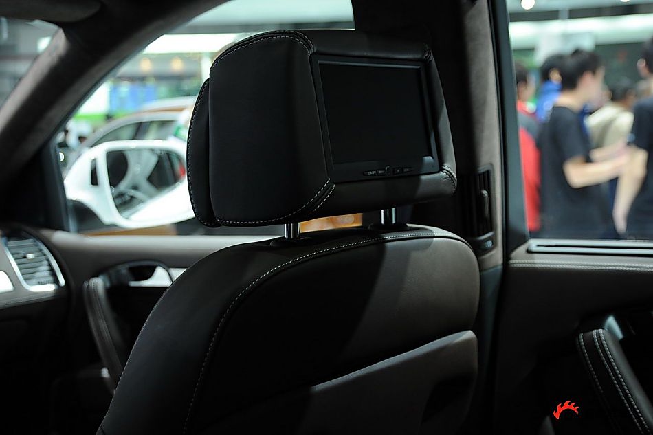 奥迪Q7 3.0 TDI quattro