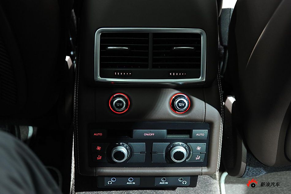 奥迪Q7 3.0 TDI quattro