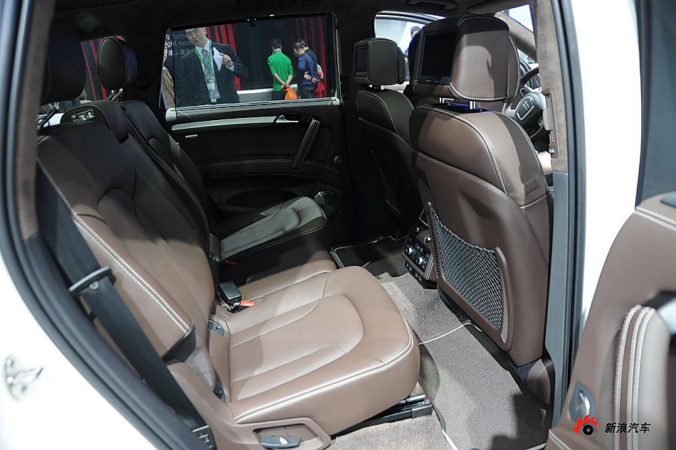 奥迪Q7 3.0 TDI quattro