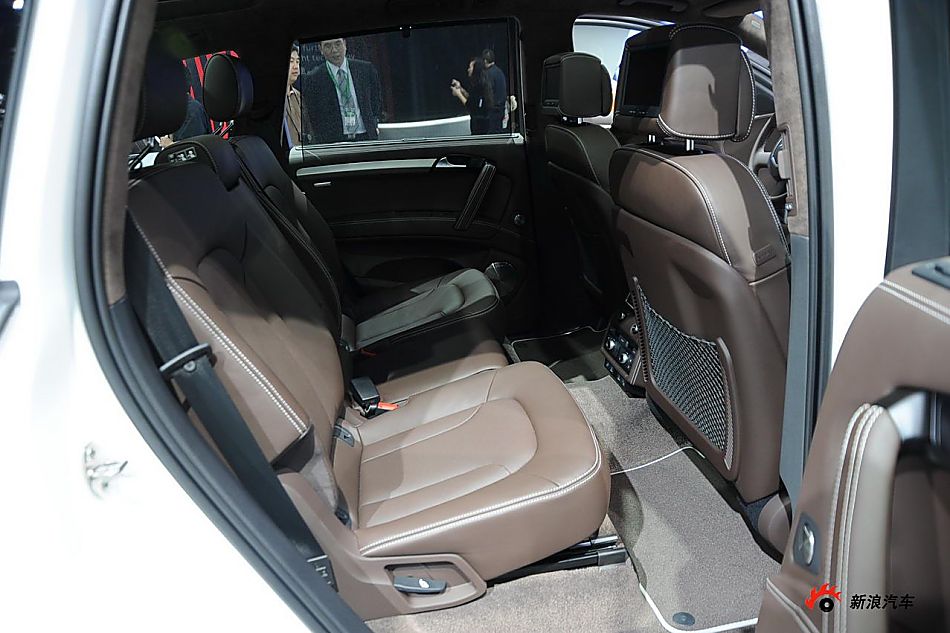 奥迪Q7 3.0 TDI quattro