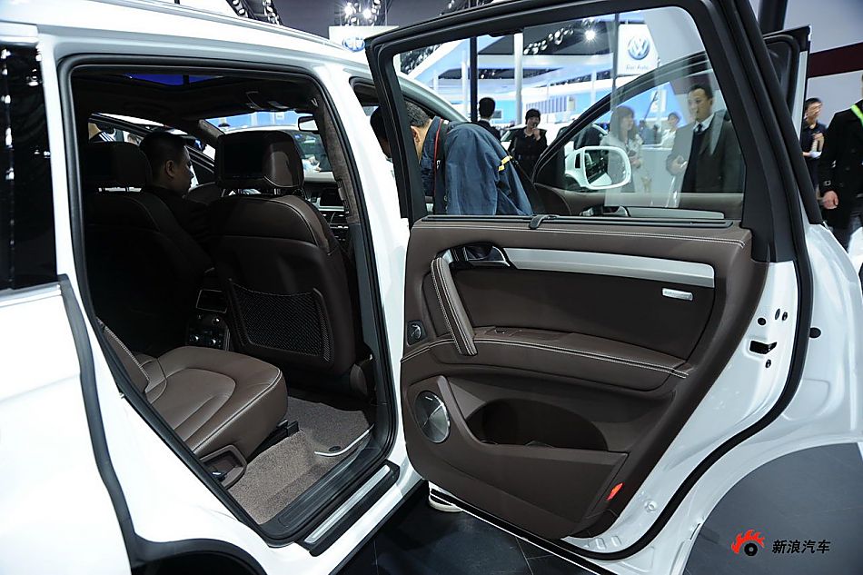 奥迪Q7 3.0 TDI quattro