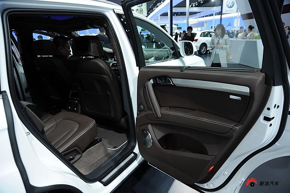 奥迪Q7 3.0 TDI quattro