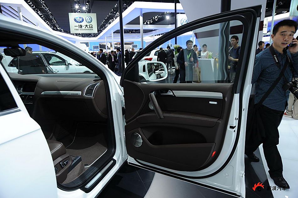 奥迪Q7 3.0 TDI quattro