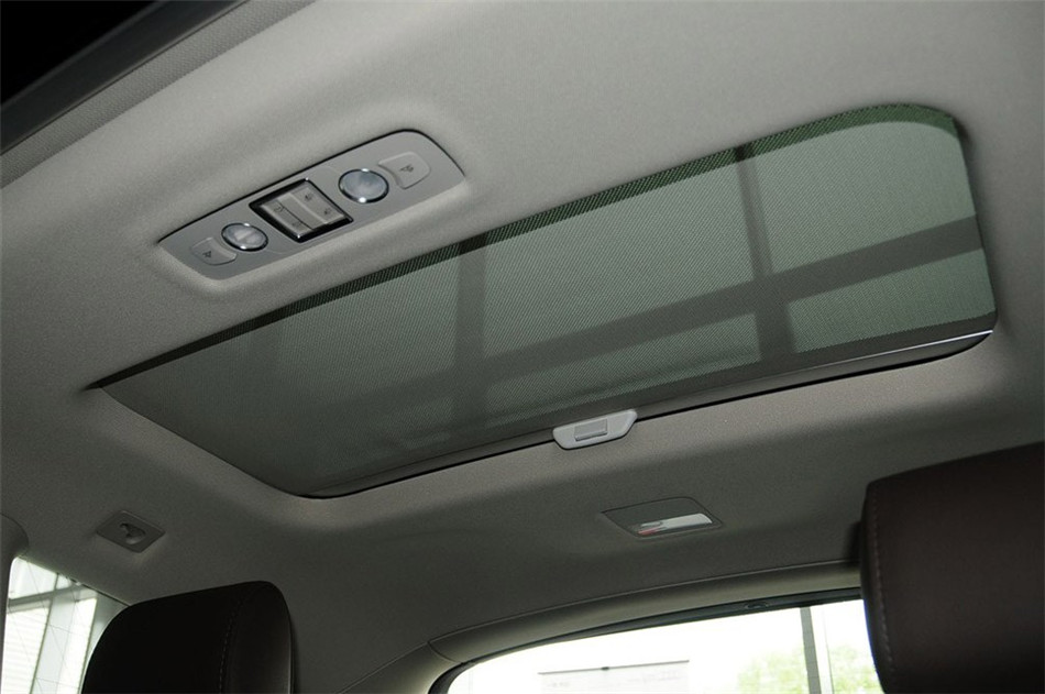 2014款 35TFSI AT 进取型 座椅空间