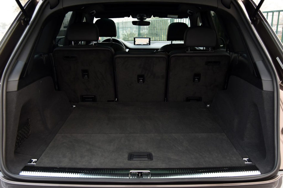 2016款 45 TFSI S line运动型 座椅空间