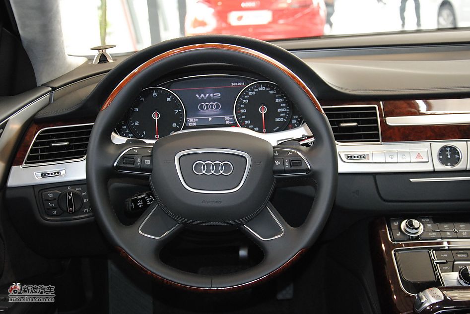 2011款奥迪A8L 6.3L FST W12