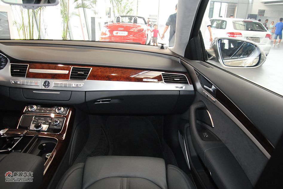 2011款奥迪A8L 6.3L FST W12