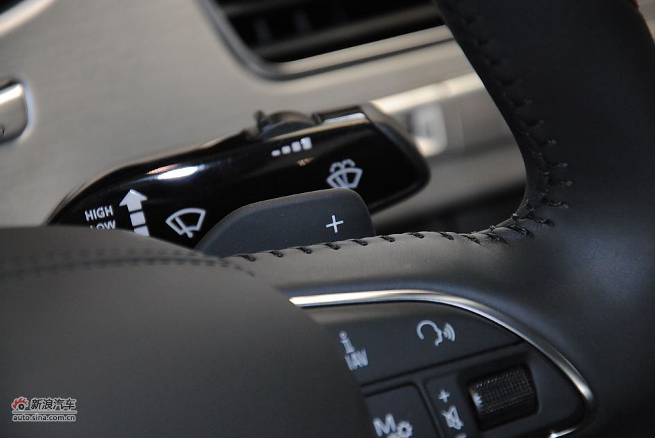 2011款奥迪A8L 6.3L FST W12