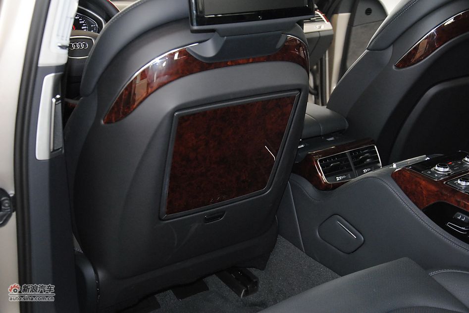 2011款奥迪A8L 6.3L FST W12