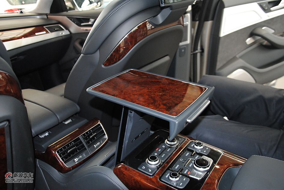 2011款奥迪A8L 6.3L FST W12