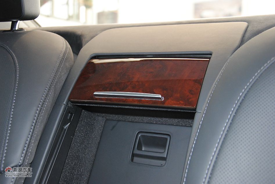 2011款奥迪A8L 6.3L FST W12