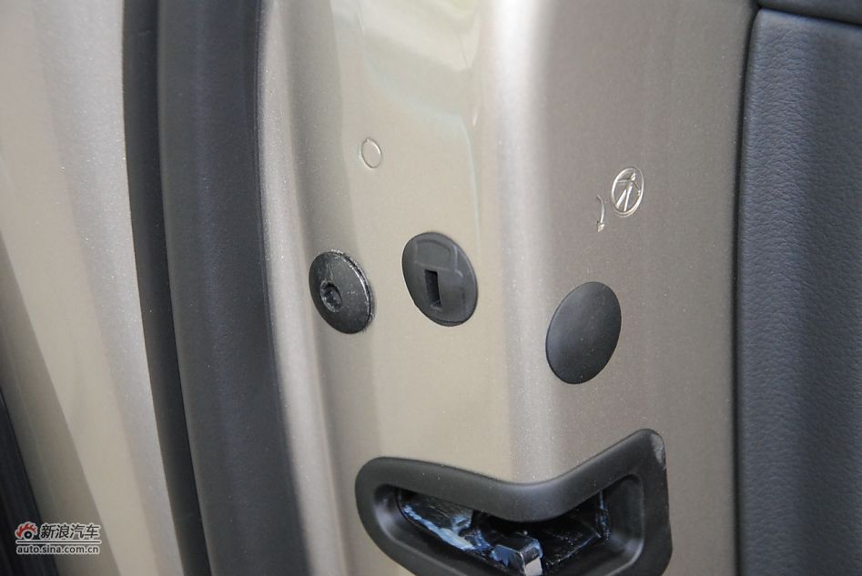 2011款奥迪A8L 6.3L FST W12