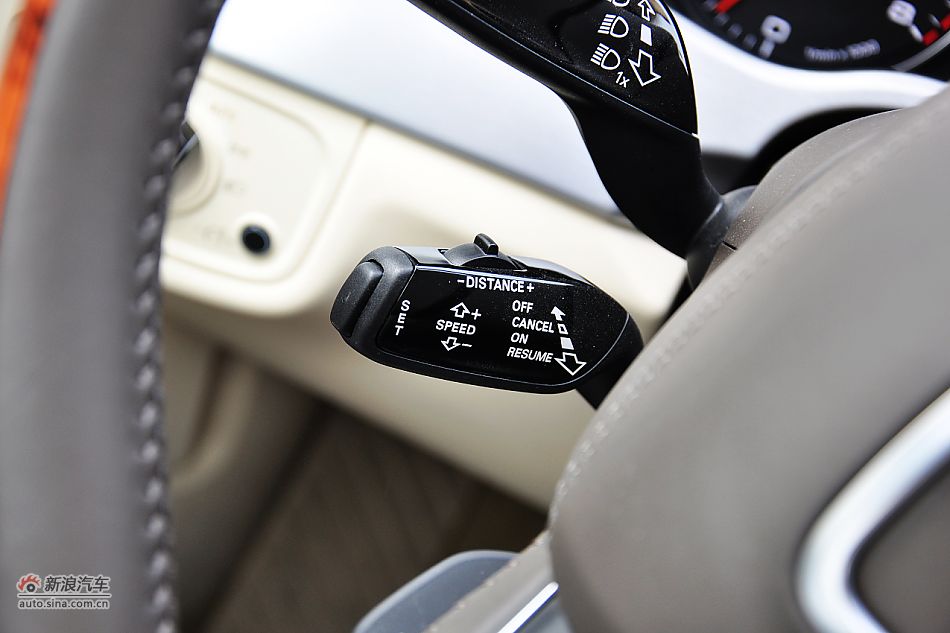 全新奥迪A8L内饰