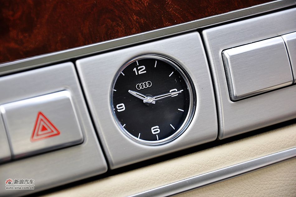全新奥迪A8L内饰