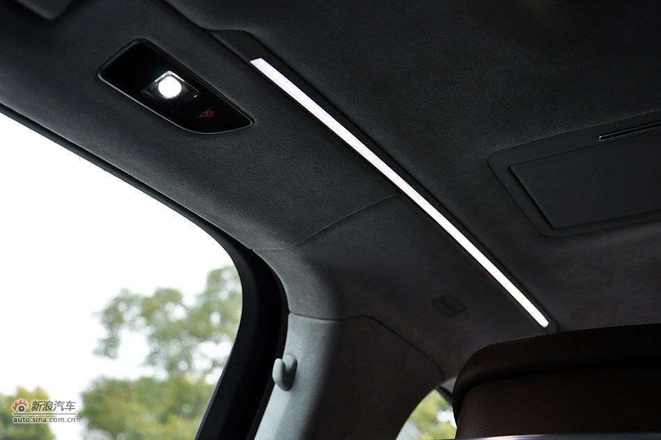 全新奥迪A8L内饰