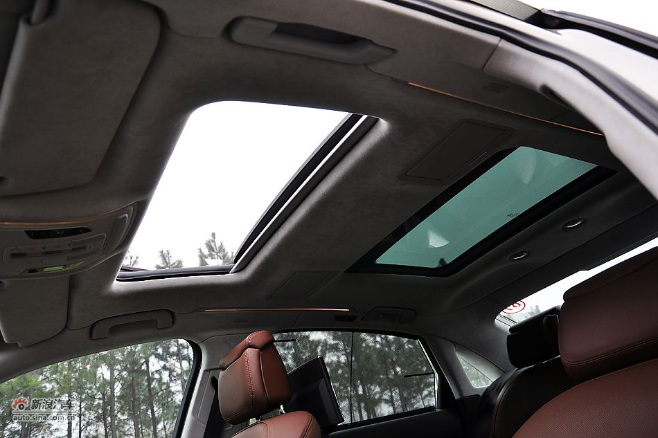 全新奥迪A8L内饰