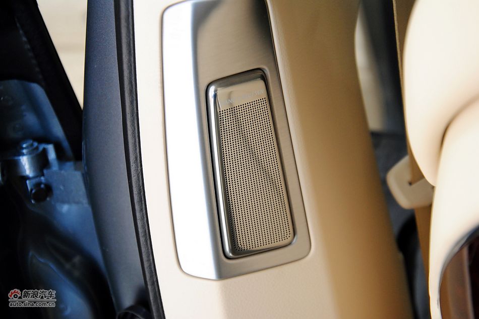 2011款奥迪A8L到店高清实拍