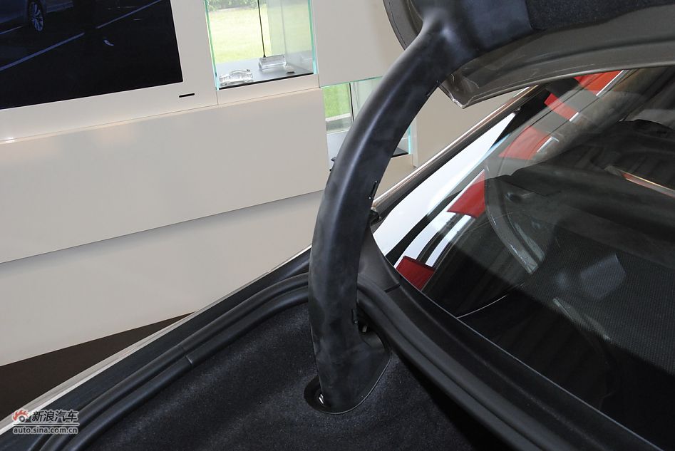 2011款奥迪A8L 6.3L FST W12