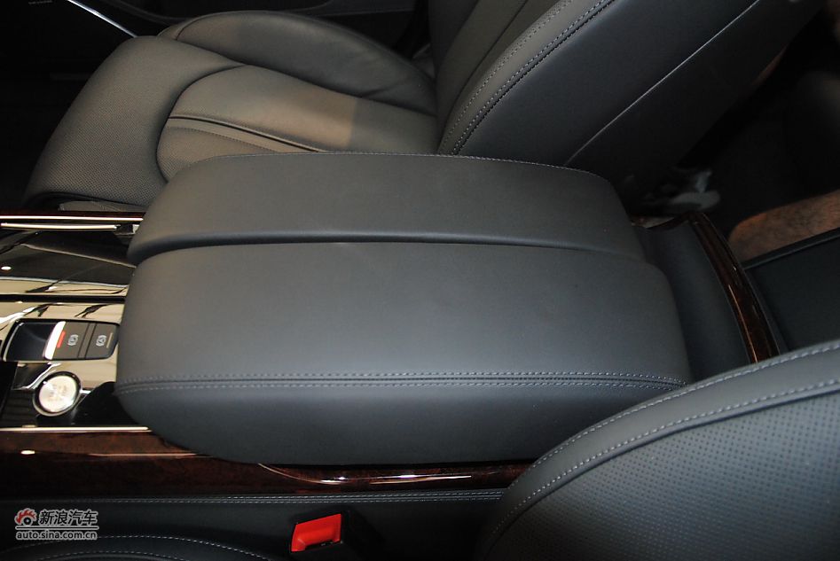 2011款奥迪A8L 6.3L FST W12