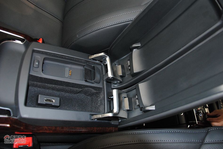 2011款奥迪A8L 6.3L FST W12