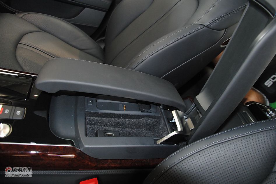 2011款奥迪A8L 6.3L FST W12