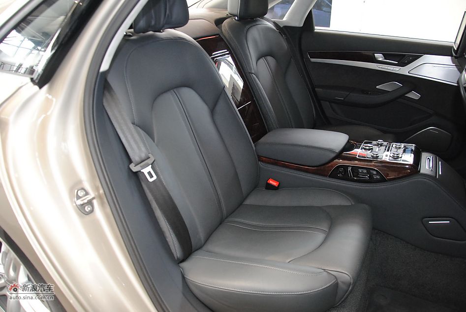 2011款奥迪A8L 6.3L FST W12