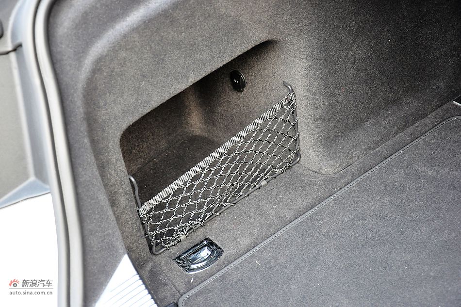 全新奥迪A8L内饰